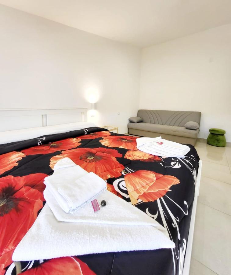 D Annunziohouse Bed & Breakfast Martinsicuro Dış mekan fotoğraf