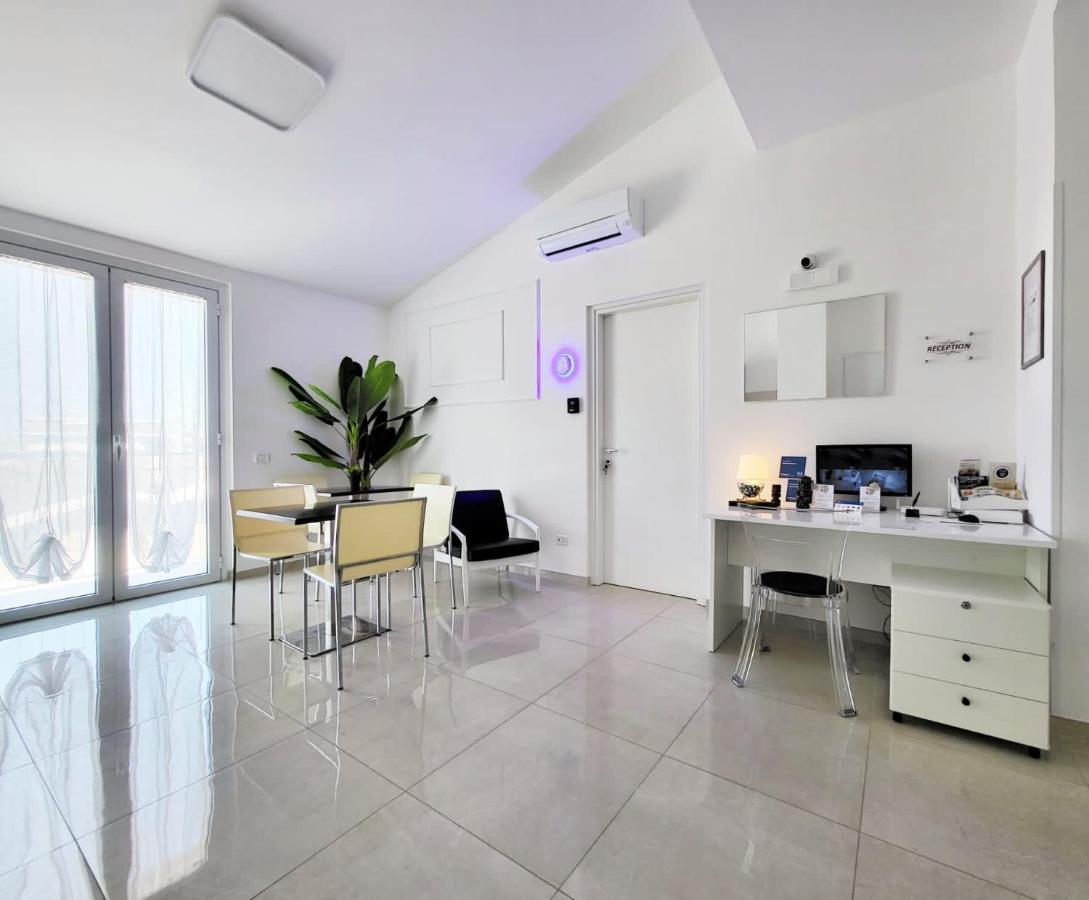 D Annunziohouse Bed & Breakfast Martinsicuro Dış mekan fotoğraf