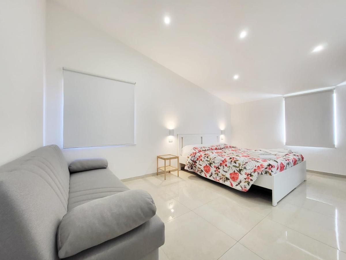D Annunziohouse Bed & Breakfast Martinsicuro Dış mekan fotoğraf